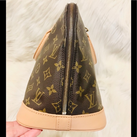 Authentic Louis Vuitton Alma PM #2.2b - Picture 4 of 9